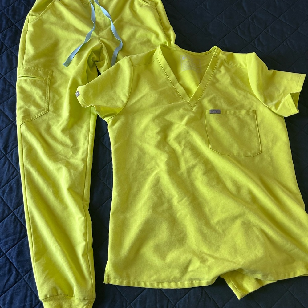 Figs Scrubs Neon Yellow
